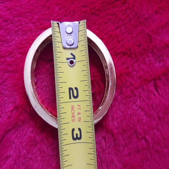 Cuff Bracelet with elefants WOMEN'S - Picture 4 of 7